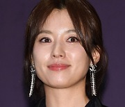 [T포토] 한효주 '화려한 귀걸이'