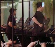 "더워지기 전에 몸매관리"…홈트용품·닭가슴살 판매 급증