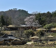 십자가·간판도 없이 소박… 내면의 웅장 보여준 ㄱ자형 한옥교회