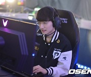 ‘넛신 재림’…젠지, ‘피넛’ 캐리 앞세워 승부 원점 [LCK]