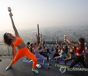 THAILAND WINE YOGA