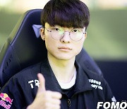 [포토] LCK 결승 앞둔 T1 페이커 '언제나처럼'