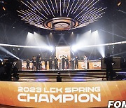 [포토] 2023 LCK 스프링 우승 차지한 젠지 e스포츠