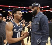 [NBA] “나는 항상 자신 있다” 고교 유망주 아들 향한 르브론의 조언