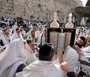 MIDEAST ISRAEL BELIEF PASSOVER