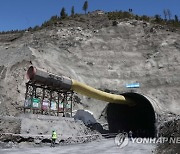 INDIA KASHMIR ZOJILA TUNNEL