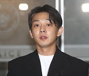 경찰, 유아인과 함께 마약 투약한 공범도 수사…추가 소환할 듯