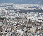 "고금리·집값 하락, 못 버티겠다" …아파트 경매 물건 73% 급증