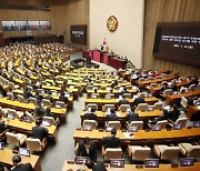 진단은 같지만 다른 해법..."與 비례 축소 vs 野 비례 보완"