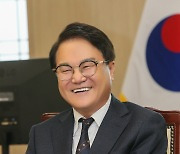 [파워 인터뷰]김하수 청도군수 "소싸움축제 통해 재미·감동 느껴보세요"