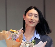 배구여제 김연경, 정규리그 MVP 수상