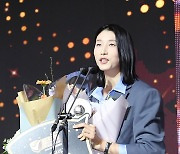 [ST포토] 여자부 정규리그 MVP 수상한 김연경