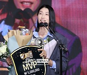 "FA라서, 단장님 째려보지 마시고"…김연경, 입담도 MVP였다