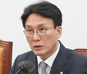 발언하는 김민석 정책위의장