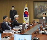 高이자 시기 지나고…다시 투자로 '머니무브'