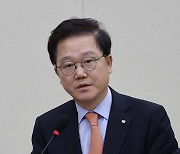 "경제 도약 핵심은 중견" 강석훈 산은 회장 오찬 강연회