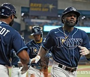 지지 않는 탬파베이, 개막 12연승…MLB 역사까지 1승