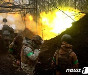 "러 바흐무트 공격 재개에 우크라군 퇴각" - 英 국방부