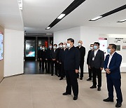 Xi Jinping’s visit to LG Display in Guangzhou draws industry attention