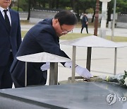 잇단 '설화' 김재원, 비공개로 광주·제주 방문…"깊이 사과"(종합)