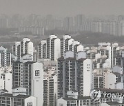 황사에 갇힌 주말…"내일 오후부터 미세먼지 해소"