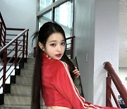 '173cm' 장원영 CG 아니야? 구부려도 끝없는 다리길이