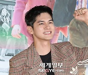 옹성우, 오늘(17일) 육군 현역 입대 “늠름하게 다녀올 것”