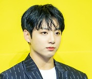 방탄소년단 정국, 서울대 어린이병원에 10억원 기부..선한 영향력