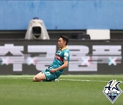 선두 울산에 첫 패 안겼다... 대전하나 '이진현' 7라운드 MVP 선정