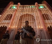 PAKISTAN RELIGION HOLY NIGHT