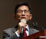 김문수 "69시간제, 폐기 될 수도…반대도 많고 의석수도 부족하고"