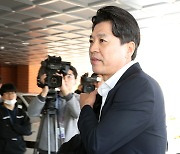 '천공 의혹' 경찰 출석한 부승찬 전 대변인