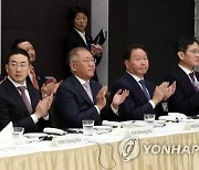 이재용·최태원 등 5대그룹 총수, 尹 방미길 동행한다