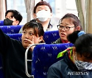 [르포]"처음 타본 기차…다른 대중교통도 편히 탈 날 오겠죠"