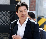 경찰, '천공 의혹' 제기 부승찬 전 대변인 조사