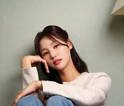 황우림, 러블리VS성숙 ‘반전 매력’ 포토 공개···신곡 ‘아빠 딸’ 컴백 분위기 예열