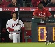 지명대주자 도입+투수판 발떼는 횟수 제한→MLB '파격 실험' ~ing