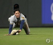 Brewers Mariners Baseball