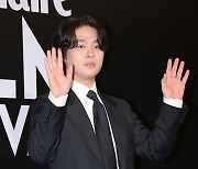 [Ms포토] 박정민 '반가운 인사'