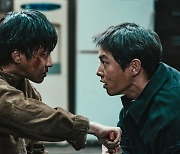 [공식] '화란' 송중기, 데뷔 15년만에 첫 칸行 "치열하게 만든 작품, 칸 통해 선보이게 돼 기뻐"