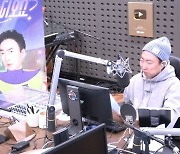 박명수 “의류 관리기, 내 옷 들어갈 여유 없어…털면 그만”(라디오쇼)