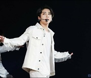 "Platinum baby!" 방탄소년단 정국 'Euphoria', 美100만 이상 판매고..'RIAA 플래티늄'