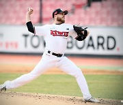 'KBO 데뷔 첫 2피홈런 허용' kt 슐서, 7이닝 5실점 패전 위기