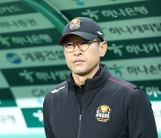 안익수 감독 "2021년 부임 당시 생각나…팬들께 좋은 모습 보여줄 것" [IS 상암]