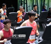 [포토S] 디랙스 인도어 마라톤 대회, 남자부 5km 대회 시작