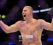 [UFC] 존 존스 기다려!…'하얀 은가누' 파블로비치, 6연속 1라운드 KO승