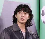 [E포토] 방탄소년단 정국, '오늘 헤어스타일 어때요'