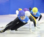 1차 8위 → 2차 1위… 황대헌, 태극마크 복귀 레이스