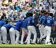 4연패 삼성의 진짜 위기, 이승엽의 두산과 만난다