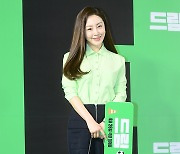 [TD포토] 오나라 '화려한 컬러감 패션'